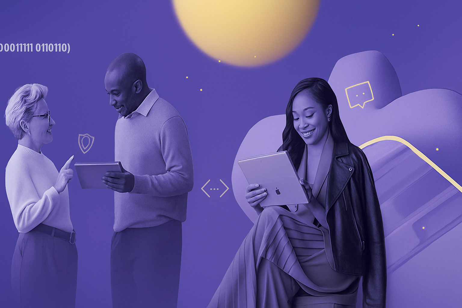 Tương tác công nghệ trong Automation Một người phụ nữ sử dụng máy tính bảng trong khi người đàn ông cầm máy tính bảng.