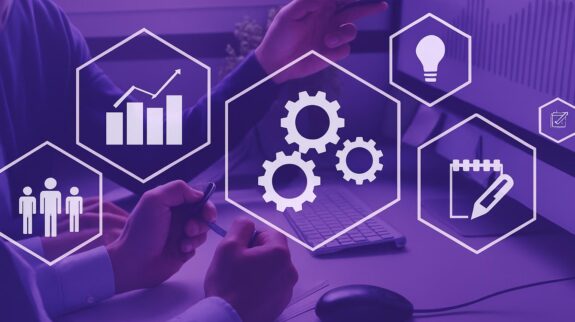 Xây Dựng Quy Trình Tự Động Hiệu Quả Sơ đồ các bước trong một quy trình tự động, bao gồm các biểu tượng về phân tích dữ liệu, đội nhóm, hệ thống và kế hoạch.