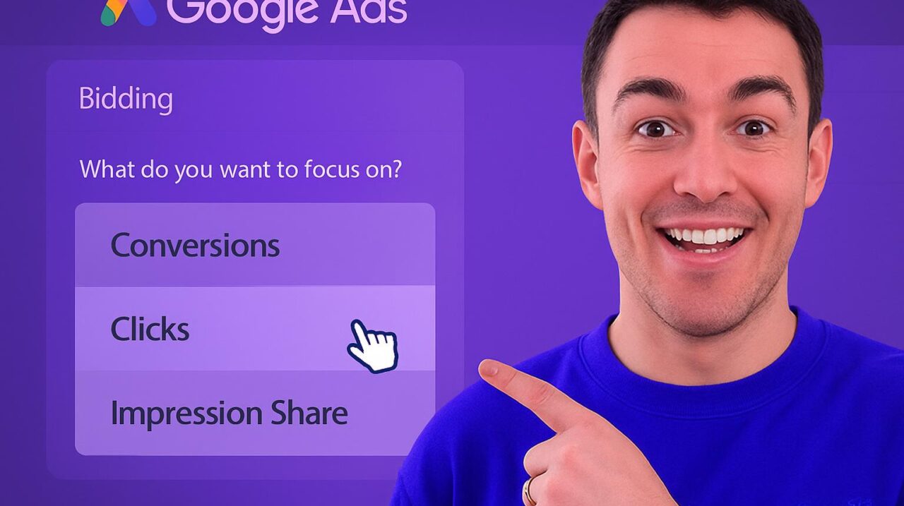 Chuyên gia chỉ vào giao diện cài đặt chiến lược giá thầu trong Google Ads với các tùy chọn Chuyển đổi, Lượt nhấp, Tỷ lệ hiển thị.