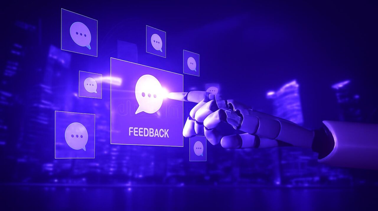 Cánh tay robot đang tương tác với giao diện kỹ thuật số có biểu tượng phản hồi để tối ưu hóa quy trình dịch vụ.